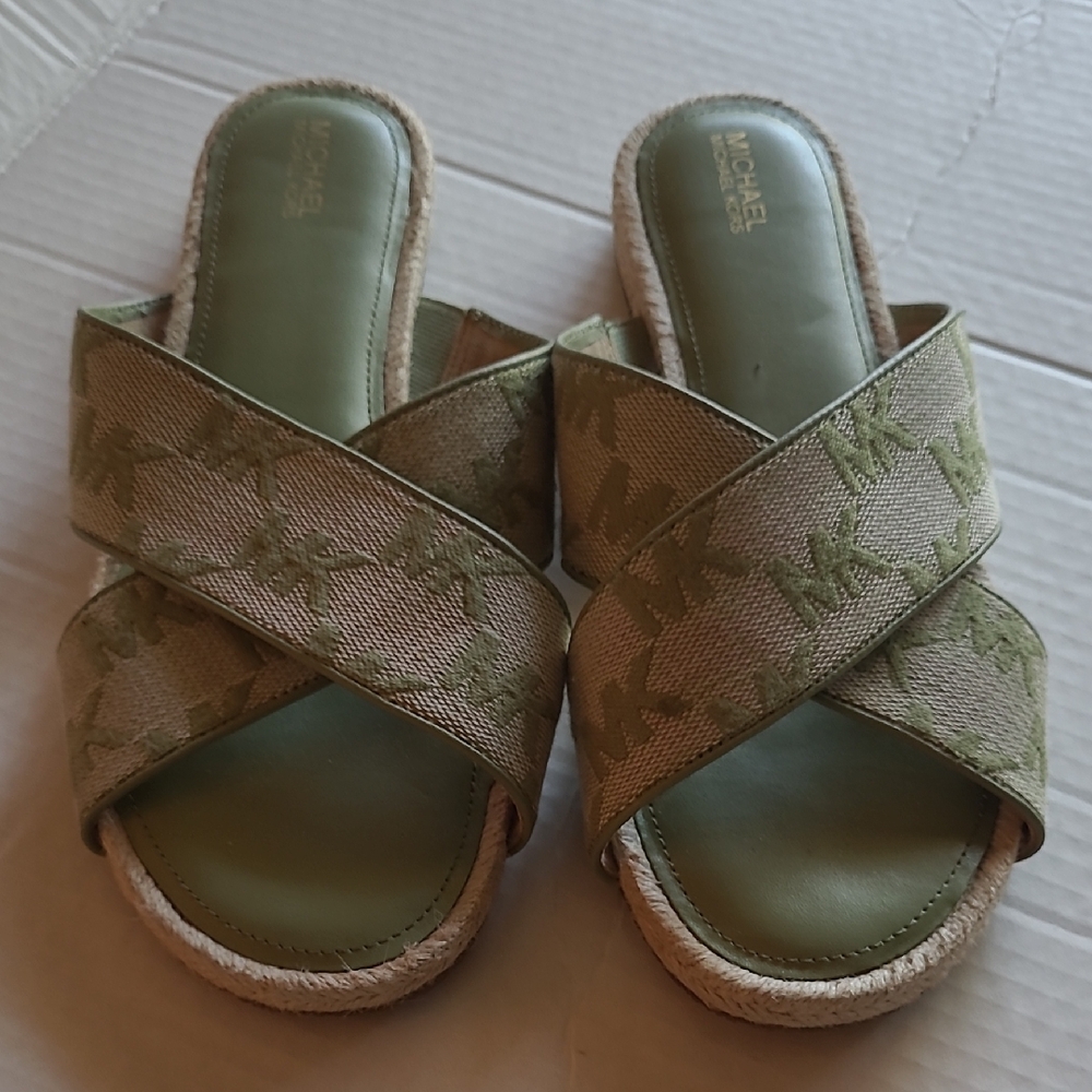 Michael Kors Logo Olive Green Women's Sandals - Picture 1 of 9